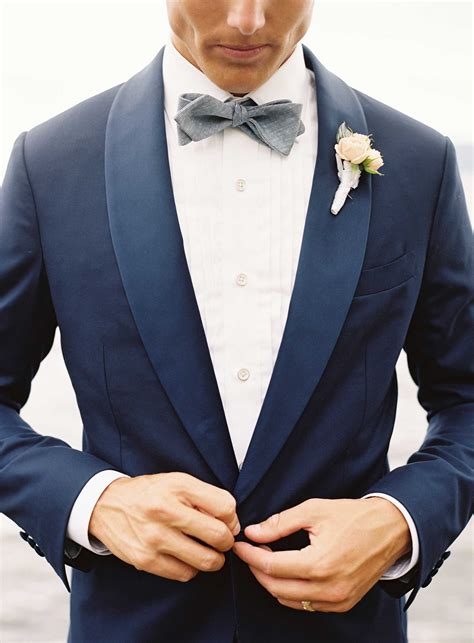 ties for a navy blue suit